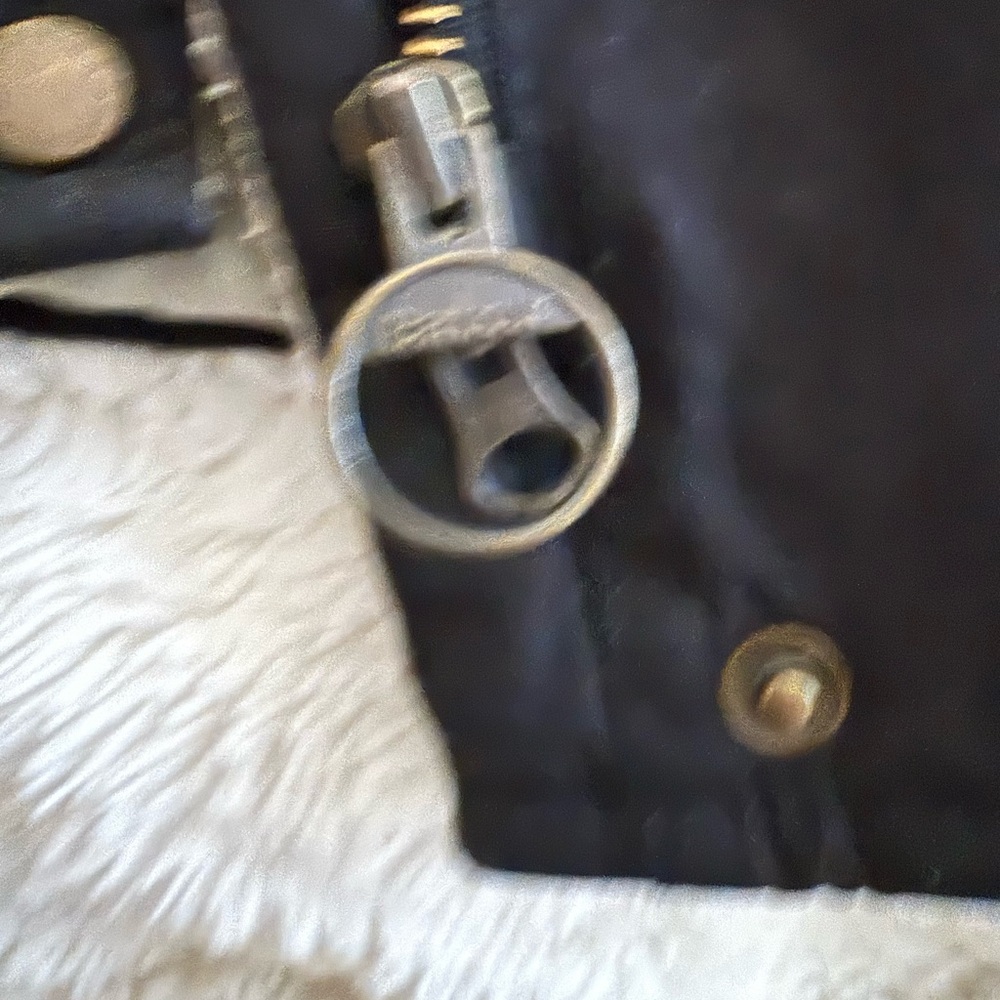 Quality winter coat w pocket,Barbour US size 6 (small) black fuzzy warm like new - Picture 12 of 12